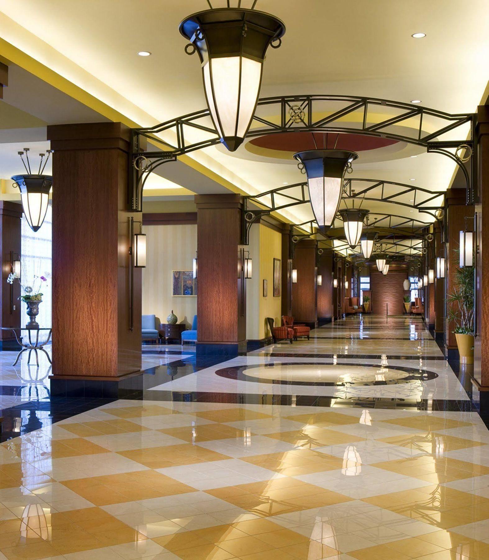Renaissance Montgomery Hotel & Spa At The Convention Center Exterior foto